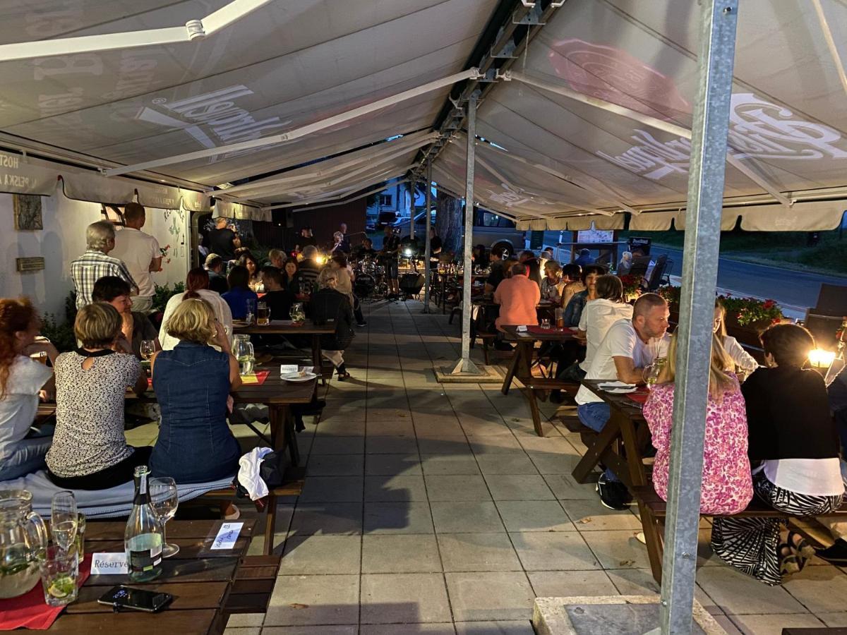 赫斯提尼克u佩斯卡科西基酒店 玛丽亚温泉 外观 照片